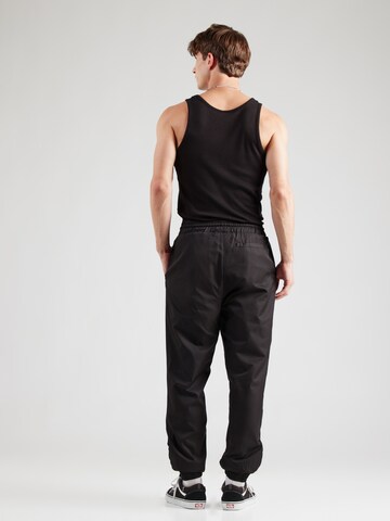 Sergio Tacchini Tapered Hose in Schwarz: Rückseite