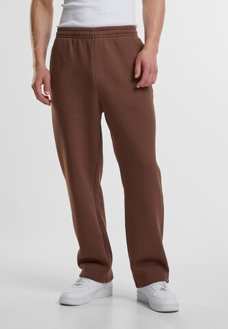 Urban Classics Loose fit Pants in Brown: front