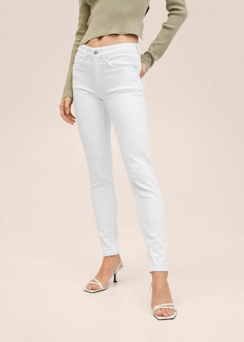 MANGO Regular Jeans in White: front
