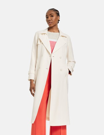 GERRY WEBER Between-Seasons Coat in White: front