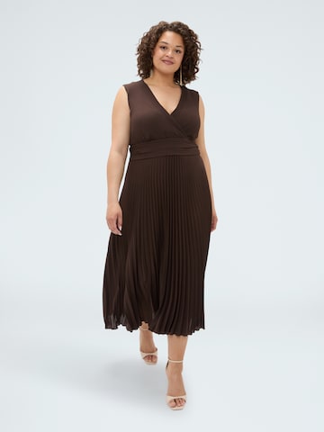 Robe Fiorella Rubino en marron