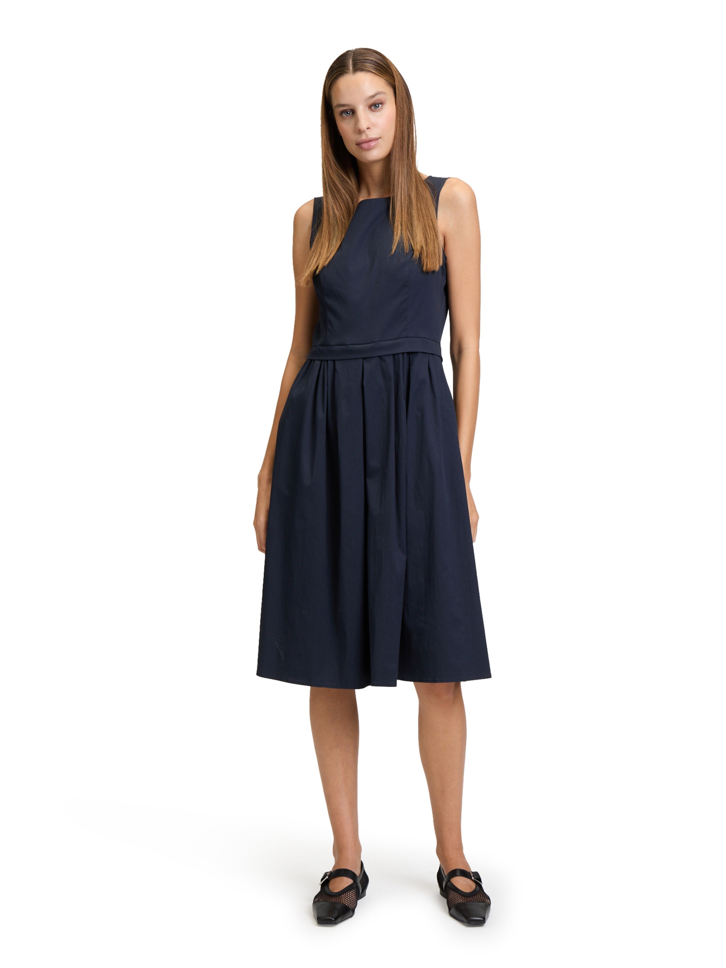 Abito estivo di Vera Mont in blu