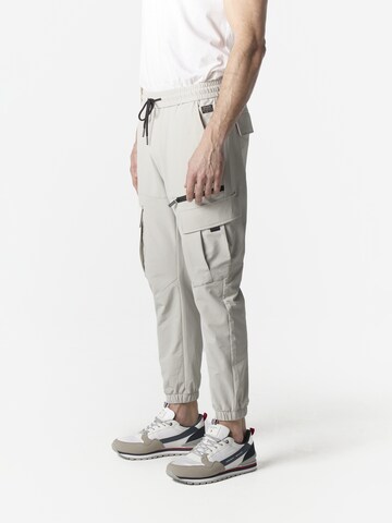 KOROSHI Конический (Tapered) Брюки-карго в Серый