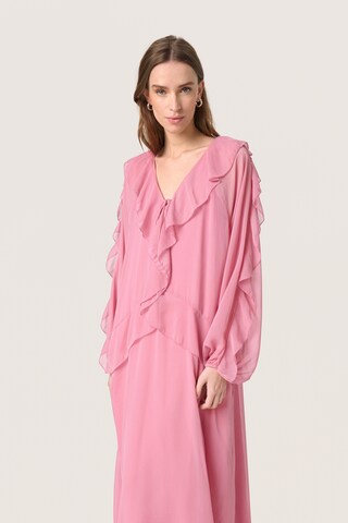 SOAKED IN LUXURY Jurk 'Harietta' in Roze
