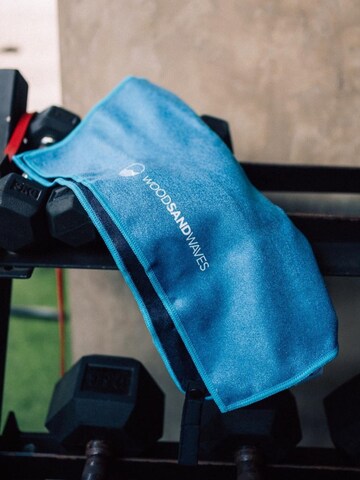 woodsandwaves Towel 'Clear Blue' in Blue
