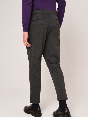 Antioch Regular Trousers in Grey