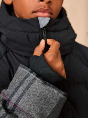 NextPrijelazna jakna - crna boja