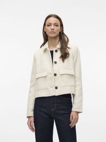 Veste mi-saison 'Naoko' VERO MODA en gris : devant