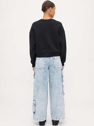 Only Petite Суичър 'ONLBEST' в черно