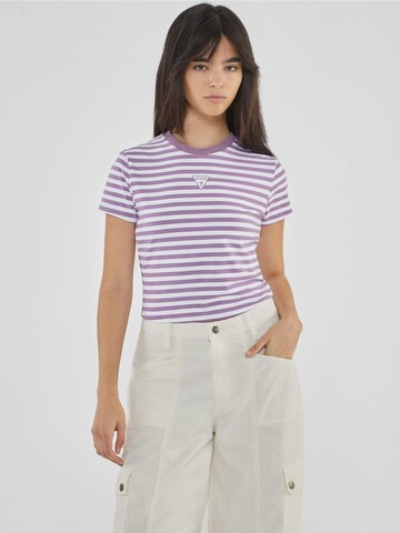 GUESS T-Shirt in Lila: Vorderseite