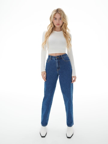 LENI KLUM x ABOUT YOU Regular Jeans 'Anna' in Blauw: voorkant
