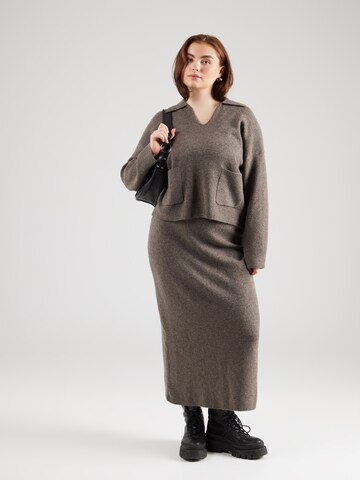 Gonna 'PCNUNA' di PIECES Curve in marrone