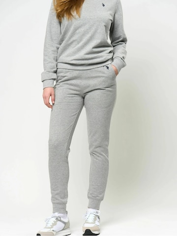 U.S. POLO ASSN. Tapered Bukser 'Alice' i grå: forside