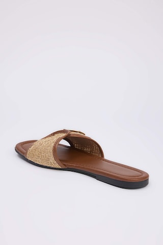 Trendyol - Zapatos abiertos en marrón