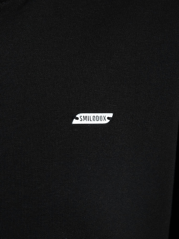 Smilodox Lyanna Basic Zipper Hoodie in Schwarz