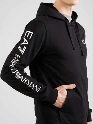 EA7 Emporio Armani - Sudadera en negro