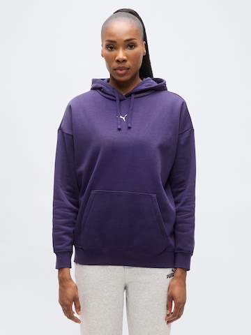 PUMA - Sweatshirt de desporto 'ESS' em roxo: frente