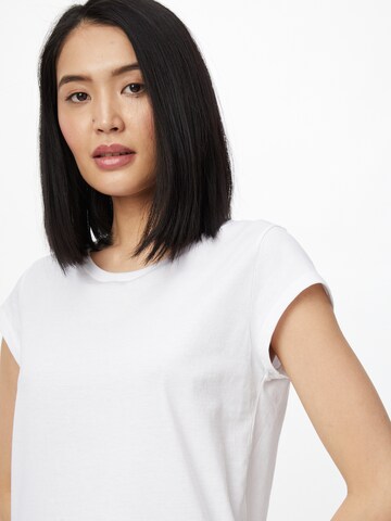 T-shirt 'Favorite Teasy' MADS NORGAARD COPENHAGEN en blanc