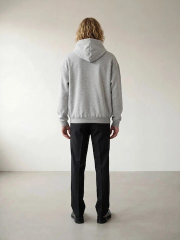 Sweat-shirt 'The Kim Hoodie' ARMIE en gris