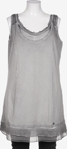 Tredy Top & Shirt in 4XL in Grey: front