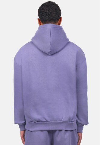 Dropsize Sweatshirt in Lila