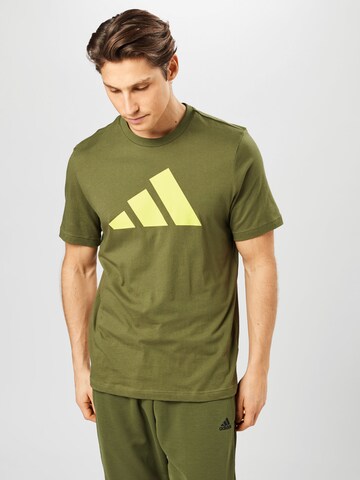 ADIDAS PERFORMANCE - Camiseta funcional en verde: frente