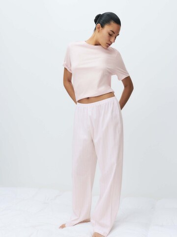 Tenue d'intérieur Marks & Spencer en beige : devant