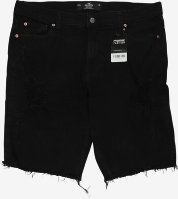 HOLLISTER Shorts in 36 in Black: front