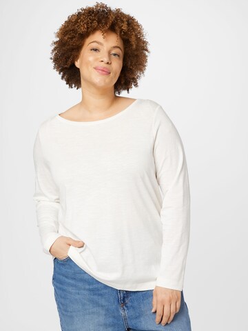 T-shirt Esprit Curves en blanc : devant