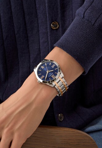 GUESS Uhr 'ELLIOT' in Silber