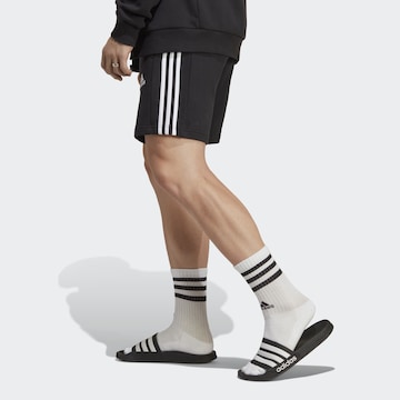 ADIDAS SPORTSWEAR Regular Sportshorts 'Essentials' in Schwarz