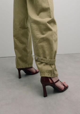 SACHA Sandalen met riem in Rood