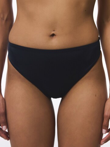 Bas de bikini 'Bikinihosen' Penti en noir : devant