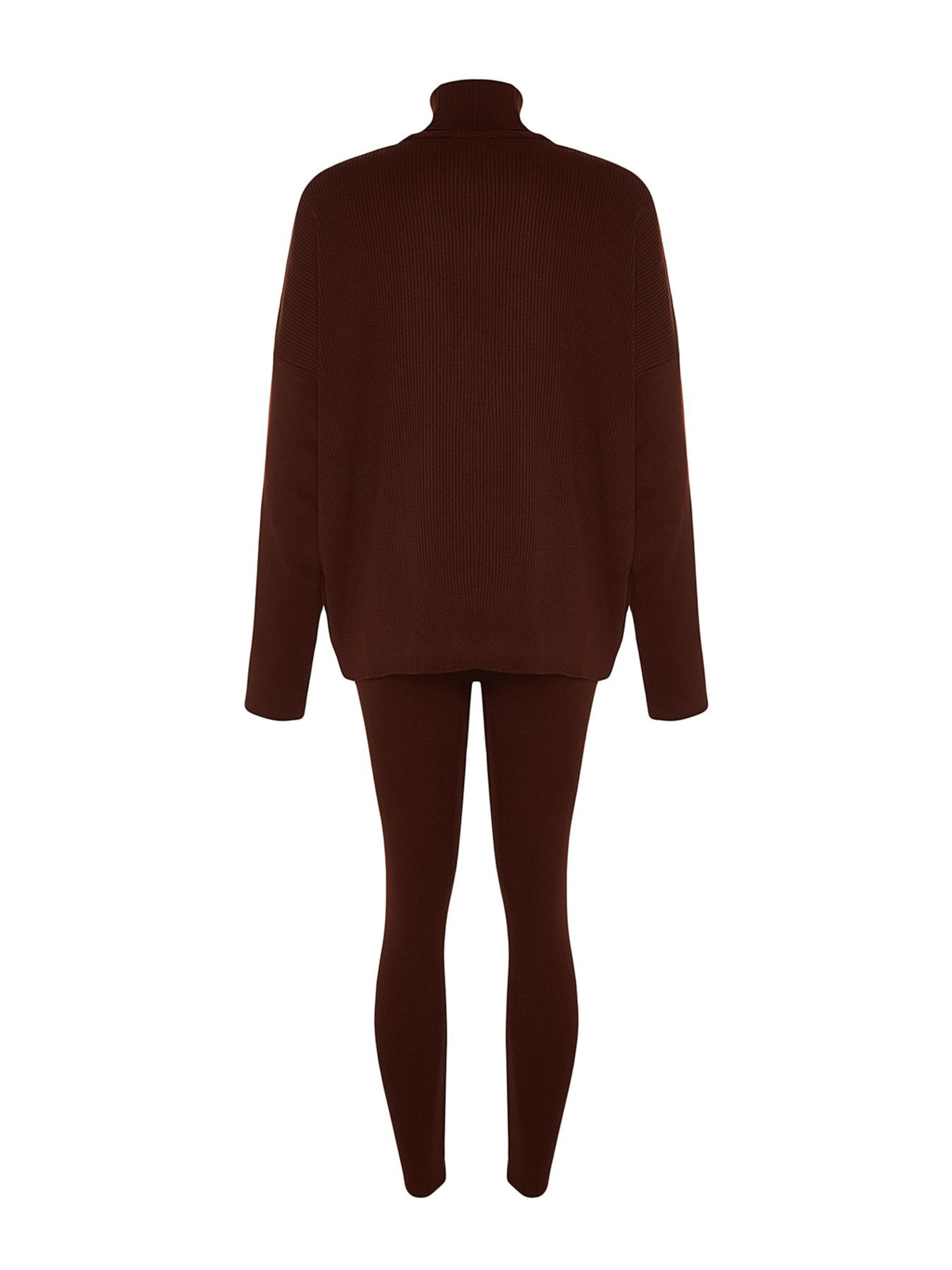 Trendyol Nohavicový kostým - Hnedá