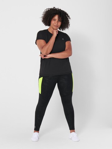 Only Play Curvy Performance shirt 'Aubree' in Black