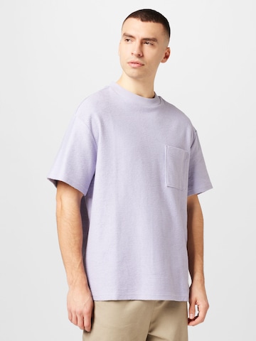 T-Shirt WEEKDAY en violet : devant