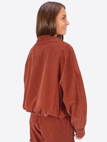 Veste mi-saison ' VERONA ' Seasons of April en orange