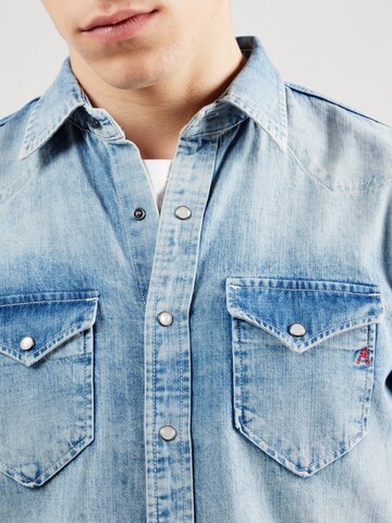 Coupe regular Chemise REPLAY en bleu