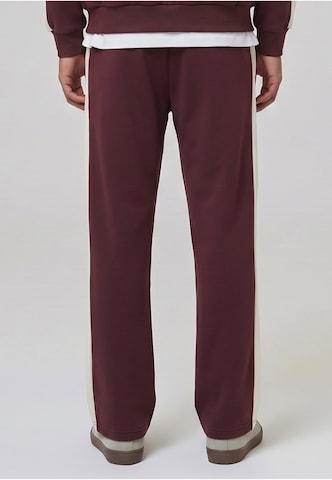 Urban Classics Loosefit Hose in Rot