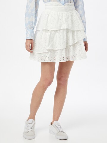 Sofie Schnoor Skirt in White: front