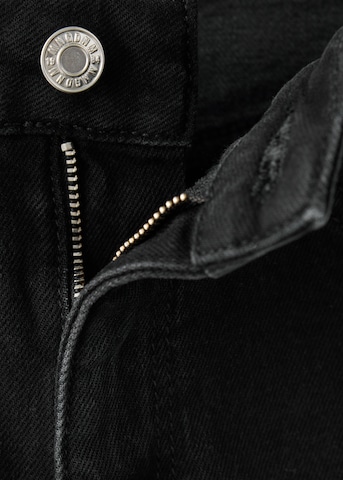 Regular Jeans 'NEW FIONA' de la MANGO pe negru