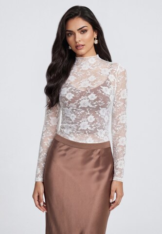 faina Blouse in White: front