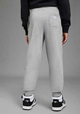 KangaROOS Tapered Pants in Grey