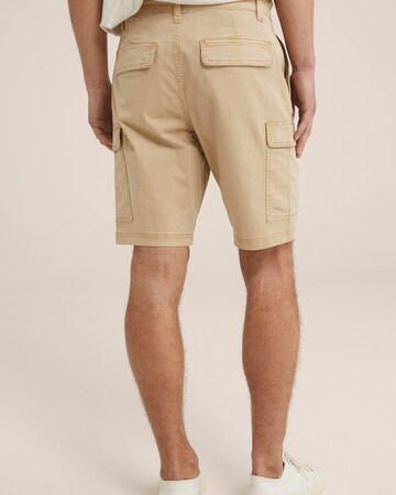 WE Fashion Regular Cargo trousers in Beige