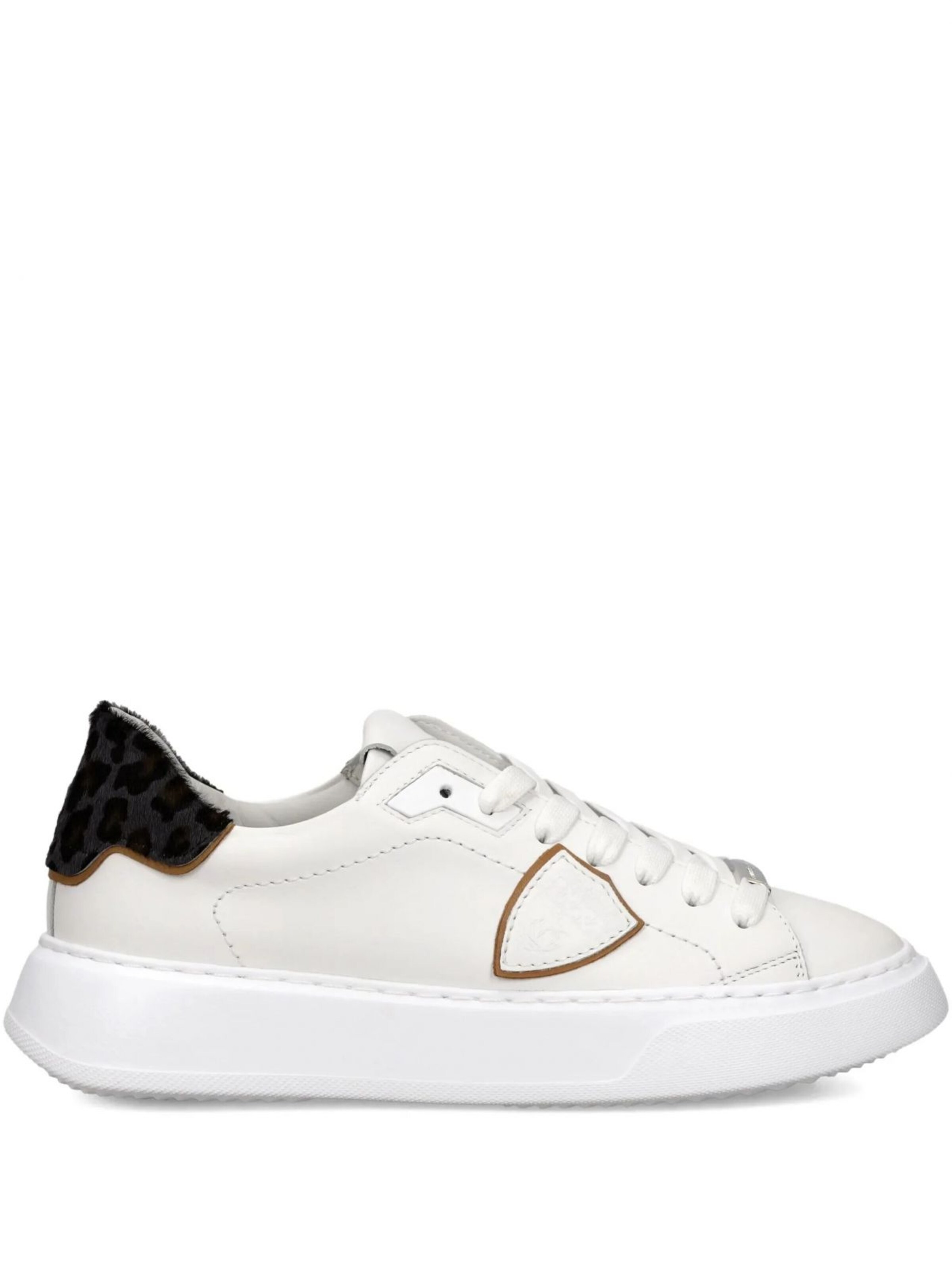 Sneaker bassa di Philippe Model in bianco