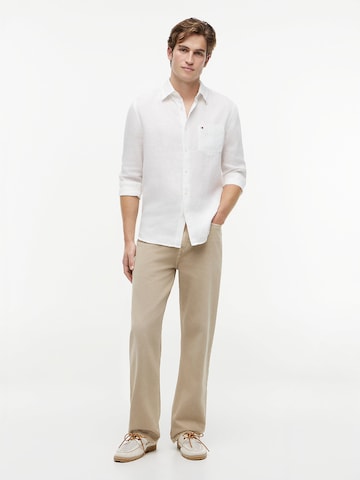 Coupe regular Chemise TOMMY HILFIGER en blanc