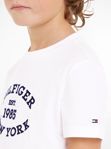 TOMMY HILFIGER T-Shirt in Weiß