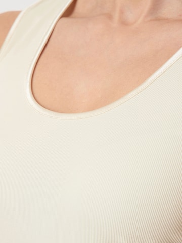 Top 'YASPALOMA' di YAS in beige