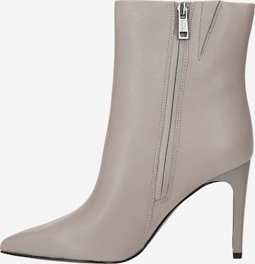 Bottines NEWD.Tamaris en gris