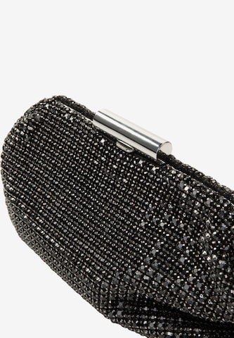 faina Clutch in Zwart